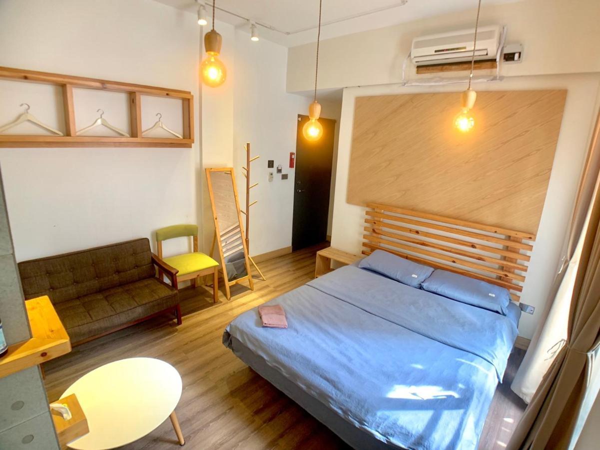 Baker Street London Style Inn Тайнан Екстериор снимка
