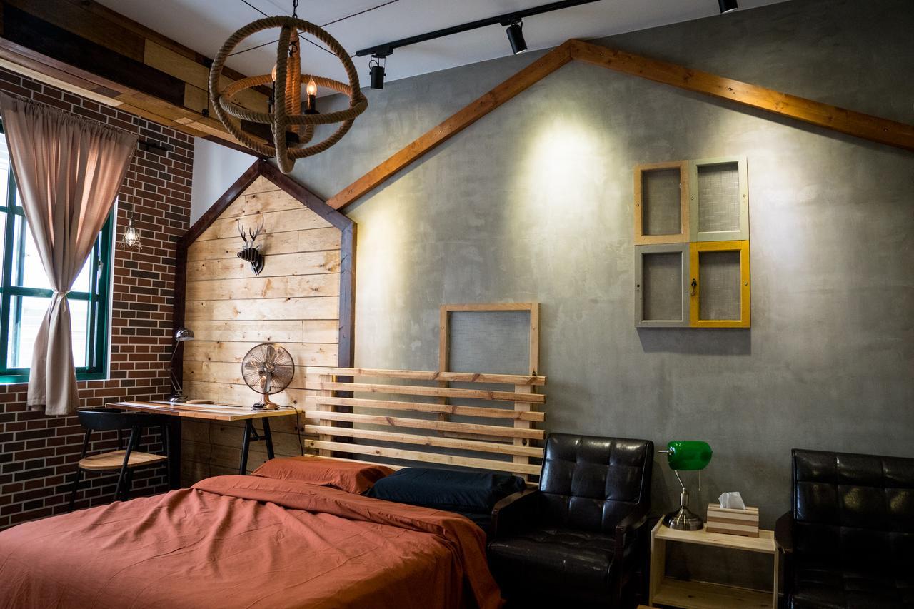 Baker Street London Style Inn Тайнан Екстериор снимка